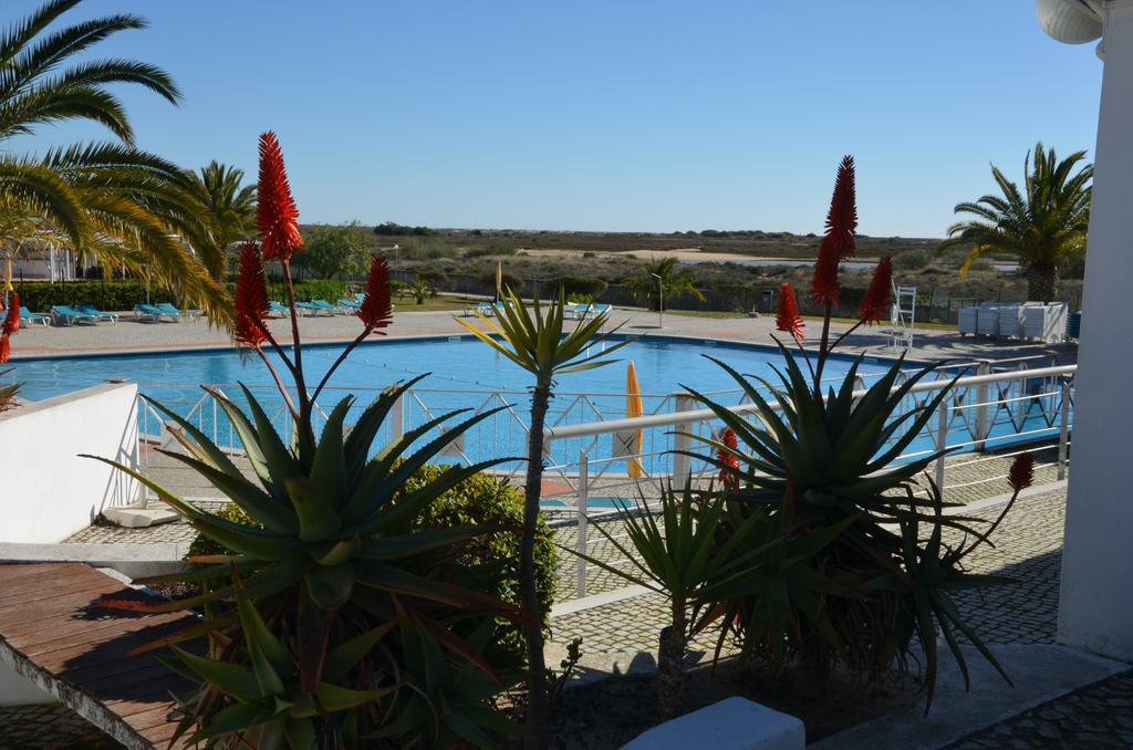 Cabanas De Tavira Apartment *